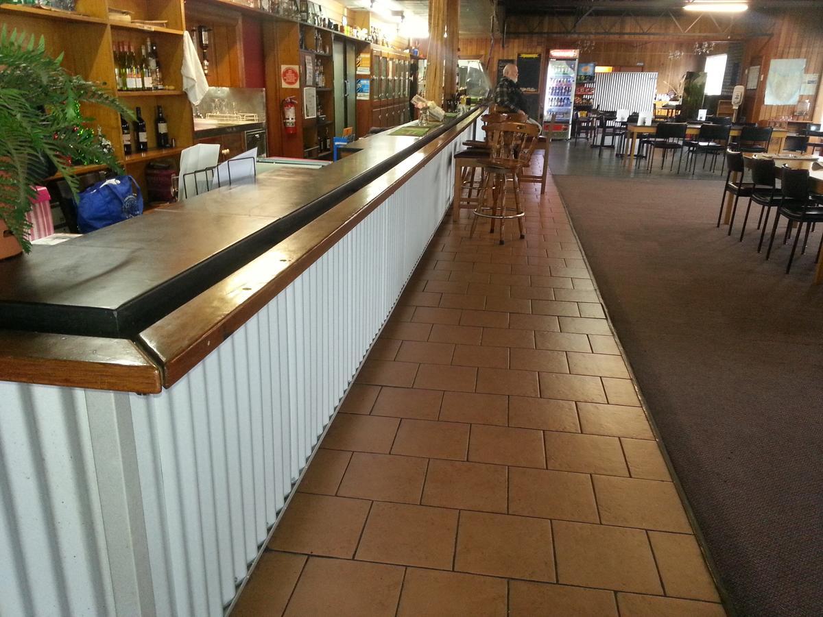 Tullah Tavern Extérieur photo
